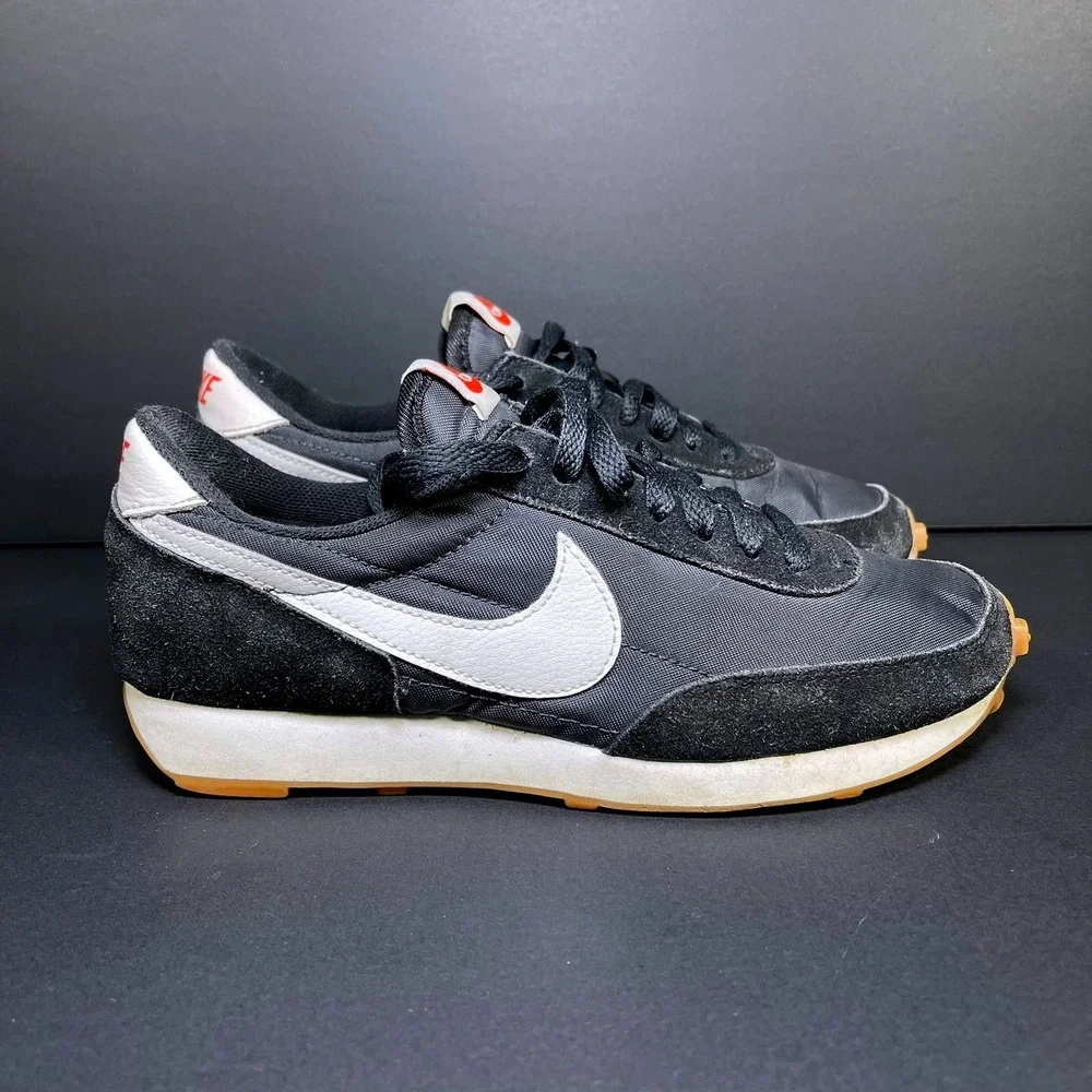 Nike Daybreak Sneakers Women's Size 6 Black White Orange Running Shoes